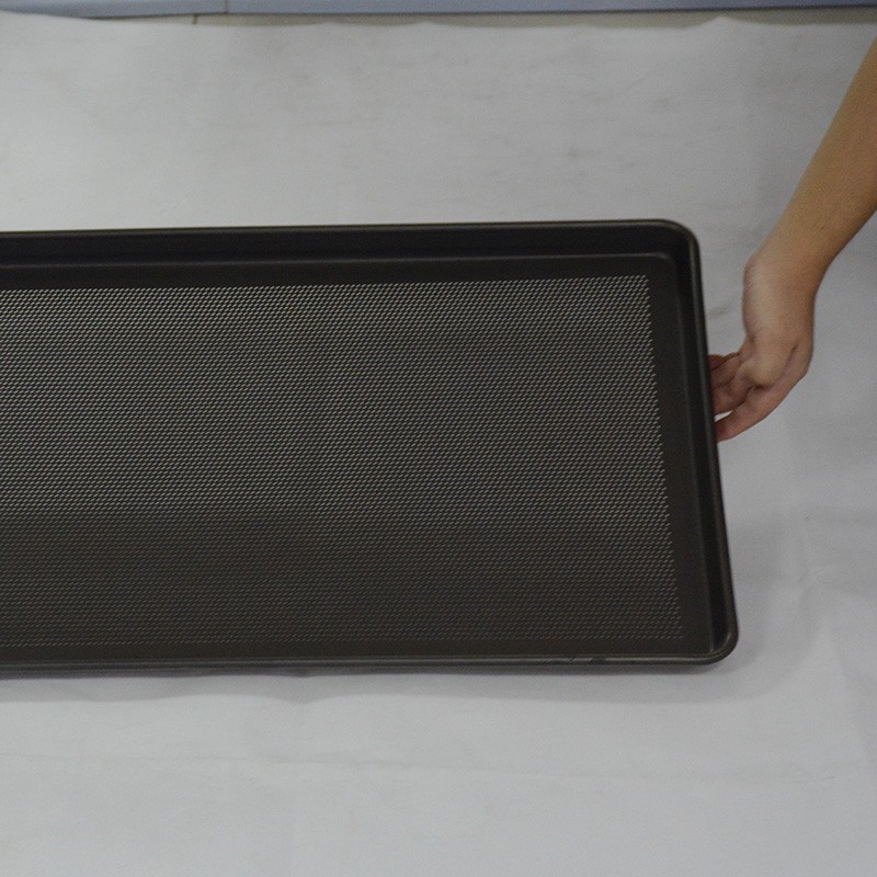 Bread and food trays, non-stick perforated aluminum alloy baking pans, customized full / 6