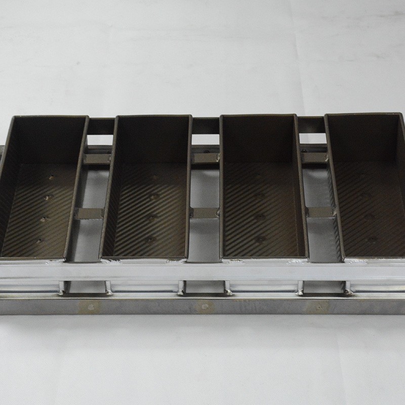 Factory - Made 5 - in - 1 Toast Tray & High - Temp Alu Baking Pan / 4