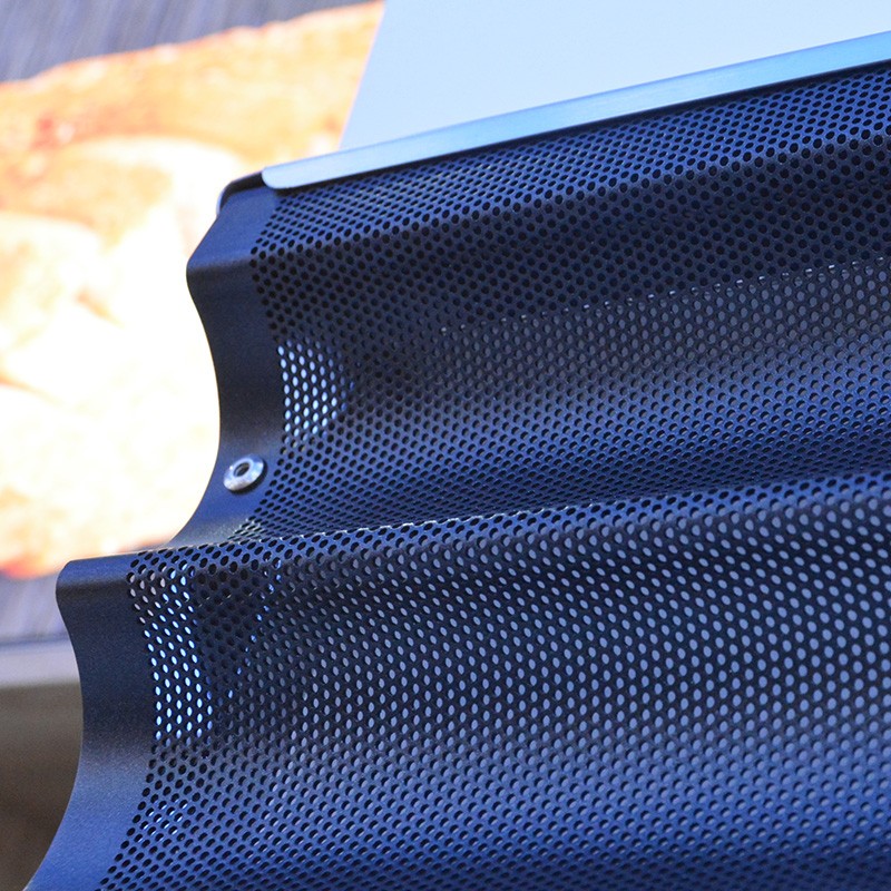 Baking trays for industrial food production lines, non - stick trays for baguettes, made of customized aluminum alloy. / 5