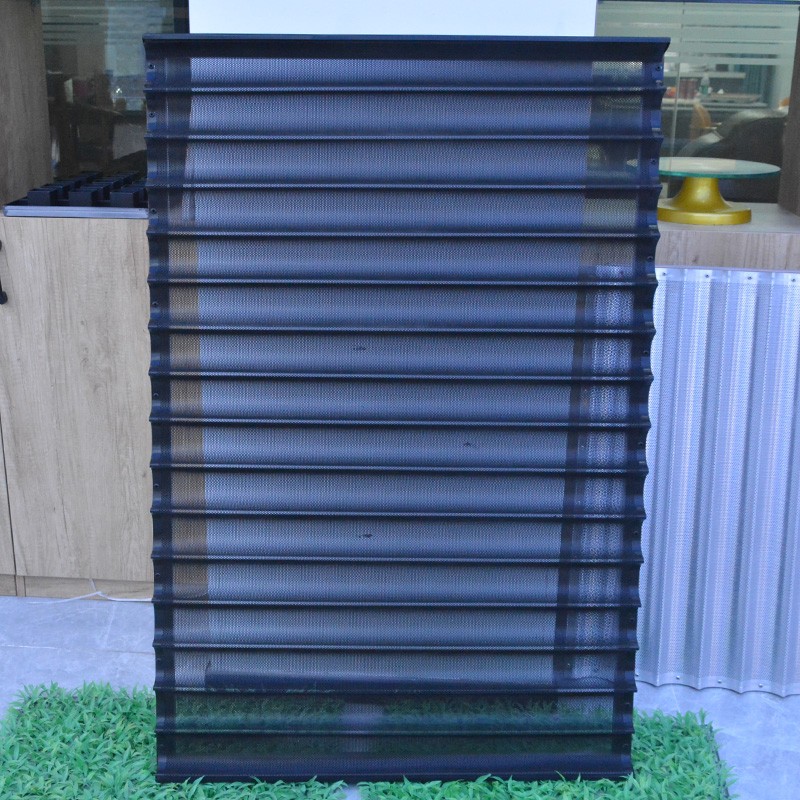 Baking trays for food production lines, baguette pans for tunnel ovens, trays for batch customization / 3